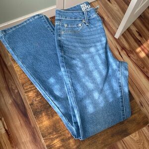 Women’s/ juniors high waist, bootcut jeans size 4